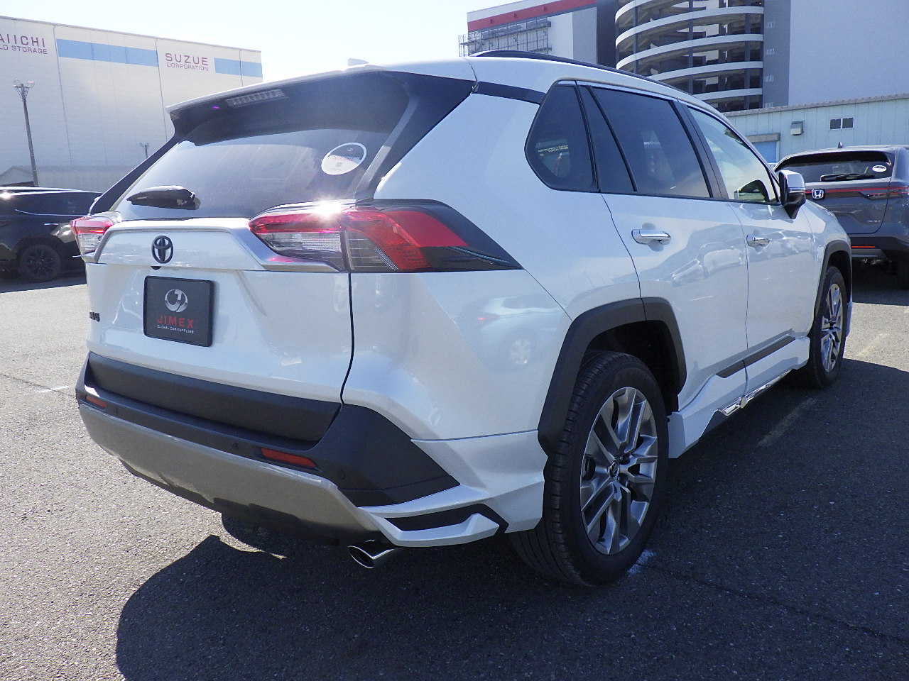 4_185828_175332021868818b1a02e67