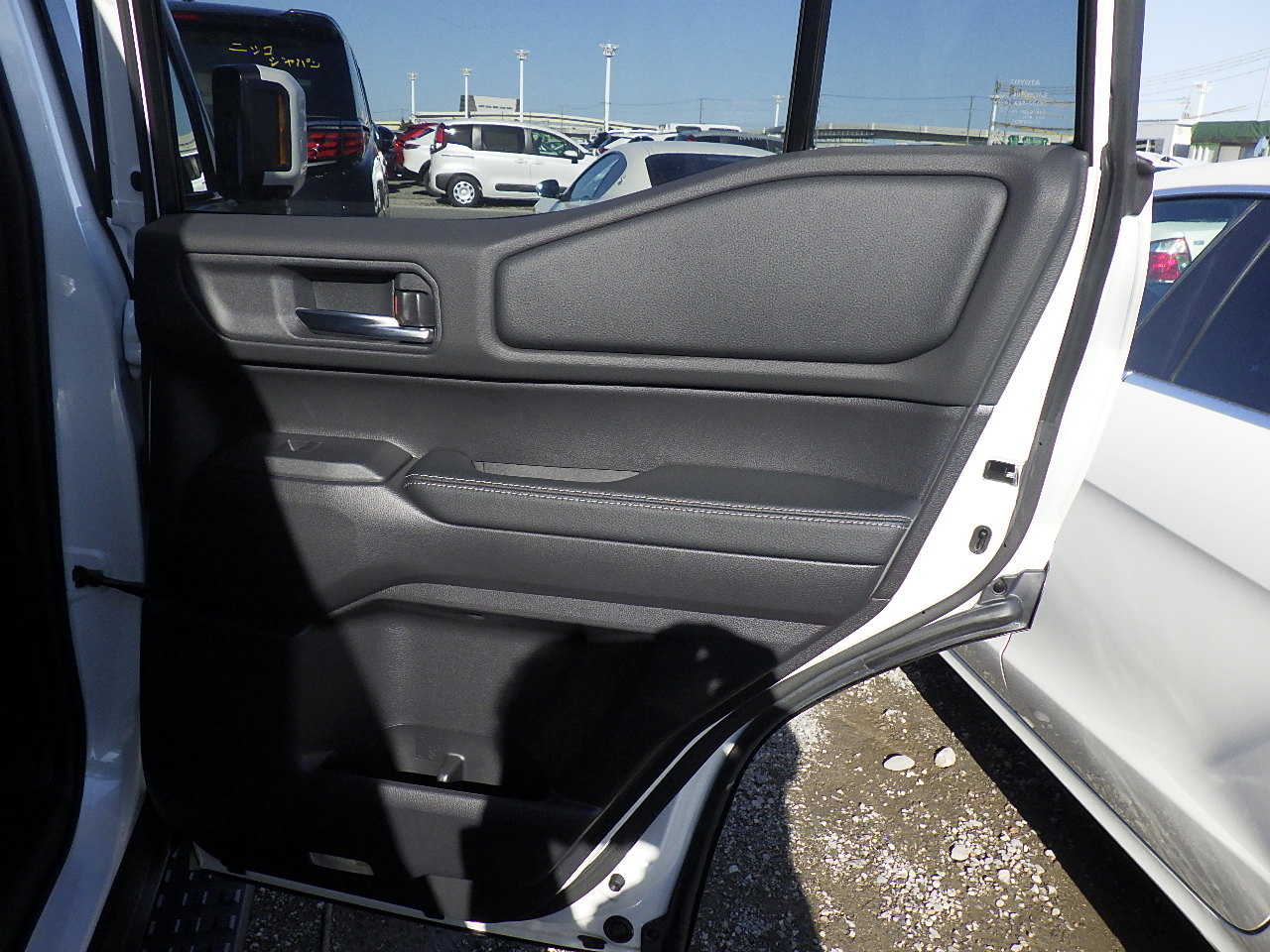 10_188110_176092352268f58f8278880