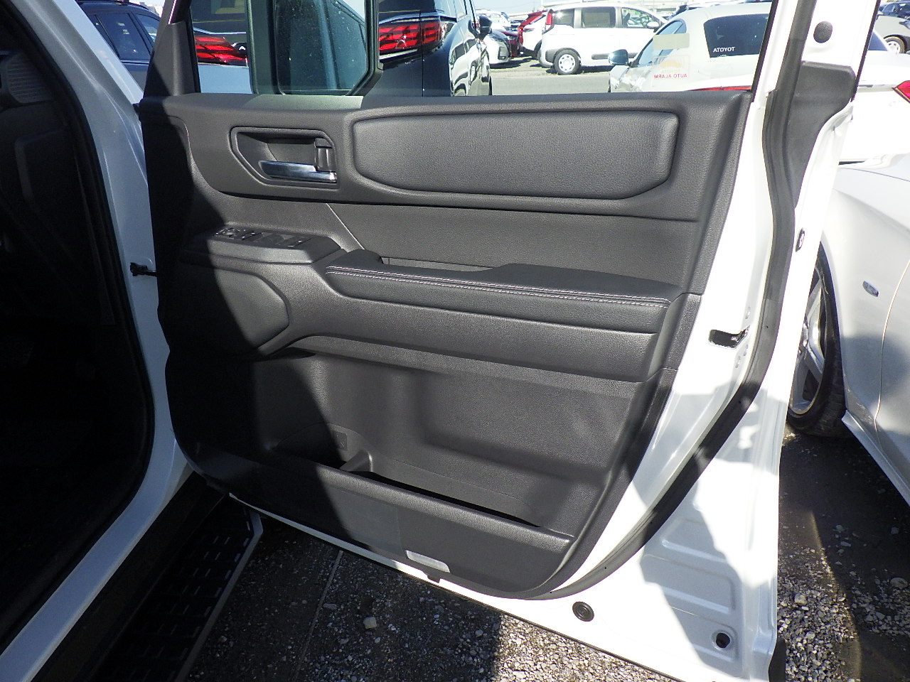 13_188110_176092352668f58f8635eb2