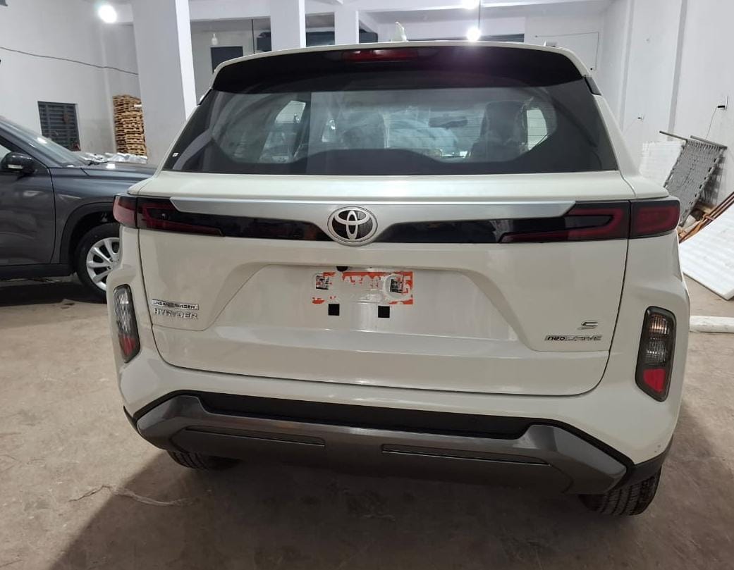 WhatsApp Image 2025-11-19 at 11.54.41 AM